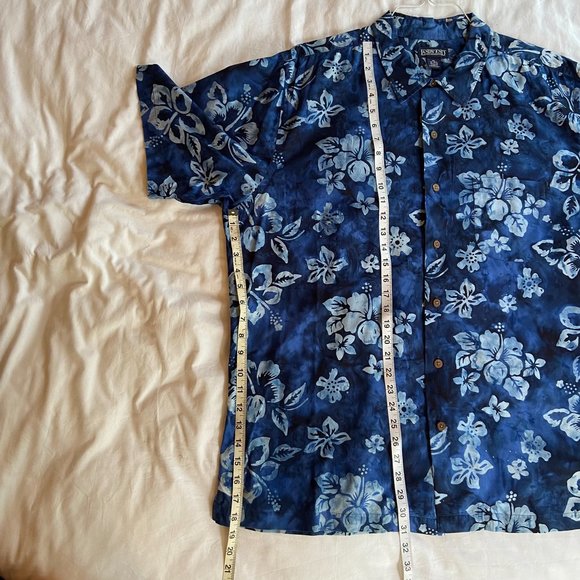 Land's End - Men's  Button-Up Hawain Shirt Sz XL - Picture 5 of 8